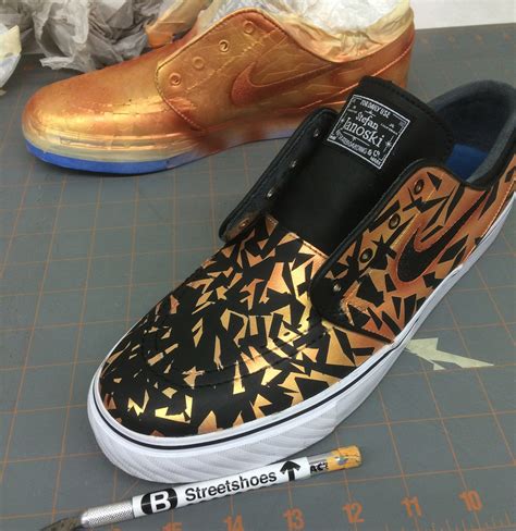 How to Paint Leather Shoes 